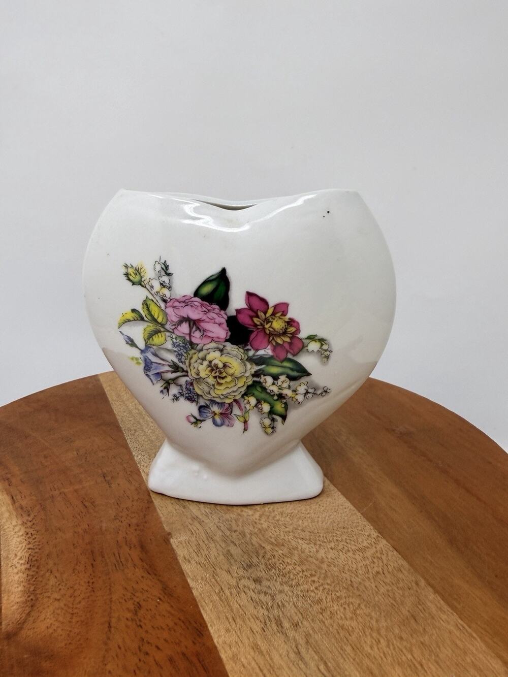 Vintage Heart Shape Vase Genuine Porcelain White Small Floral